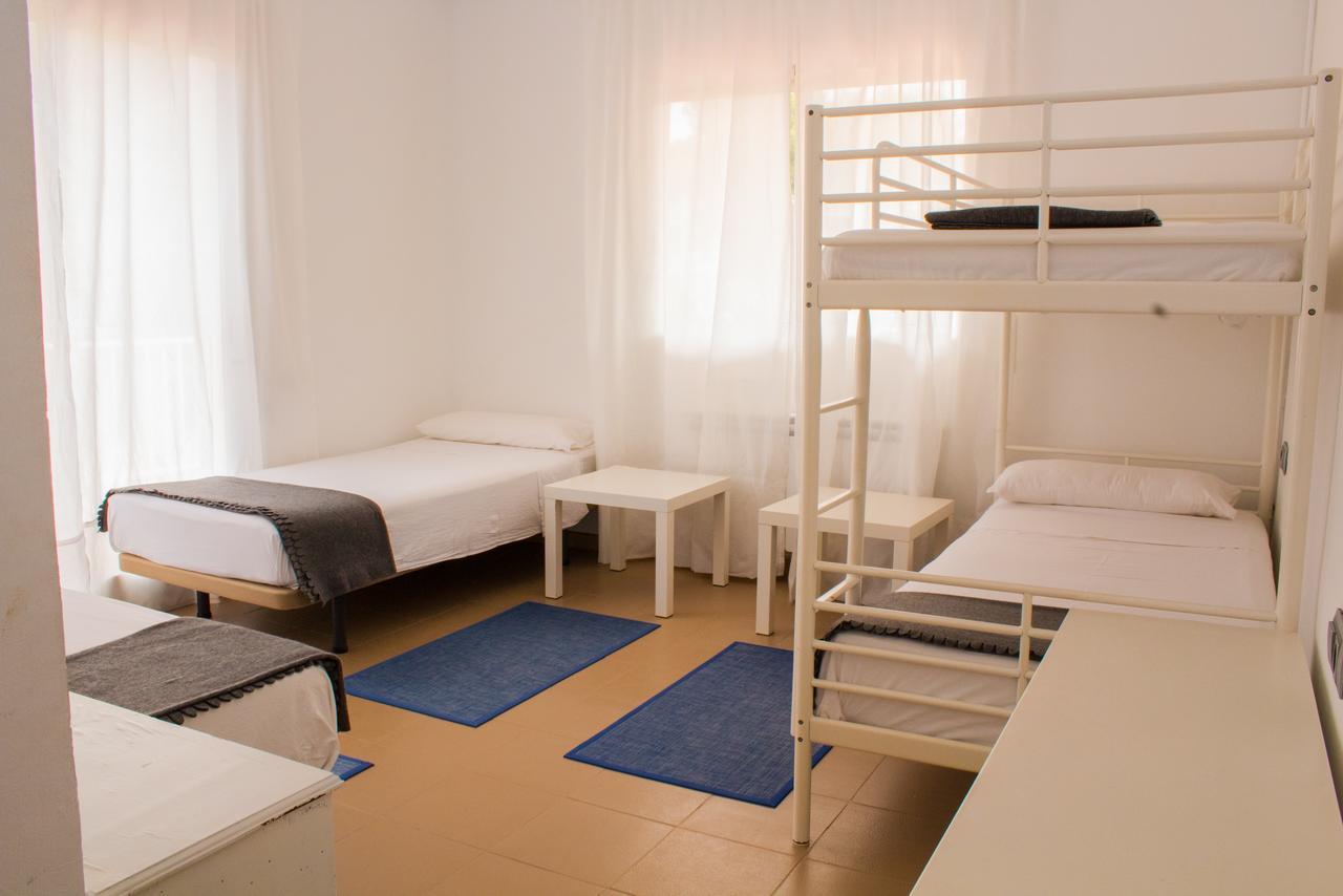 Sitges Beach Hostel Exterior photo