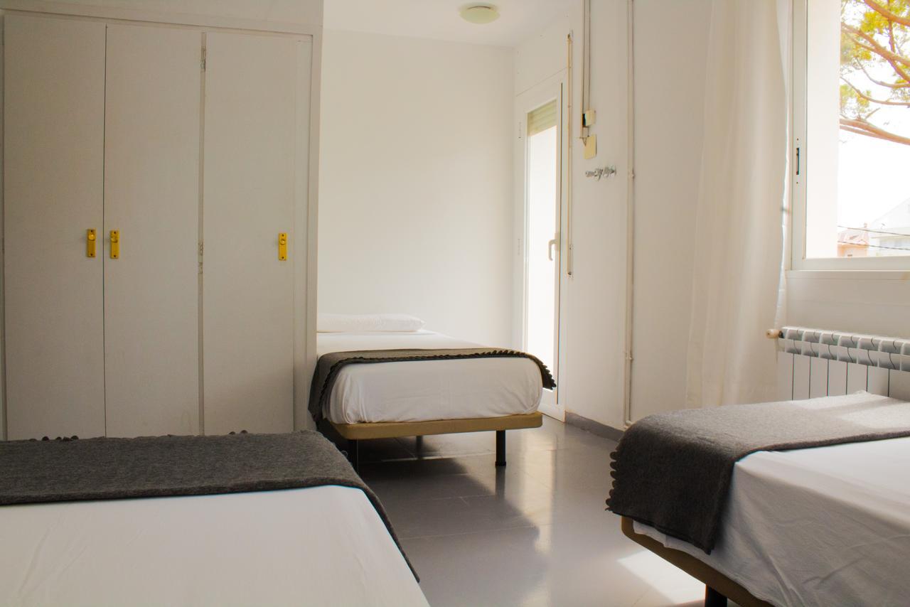 Sitges Beach Hostel Exterior photo